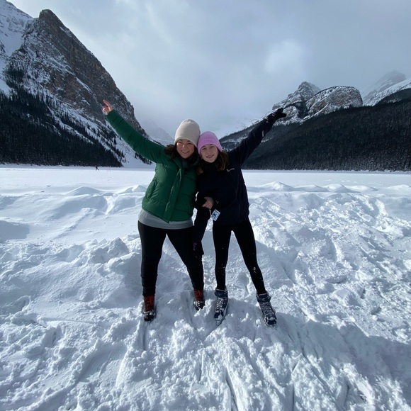 Meet your Posher, Rachel - Picture 1 of 1